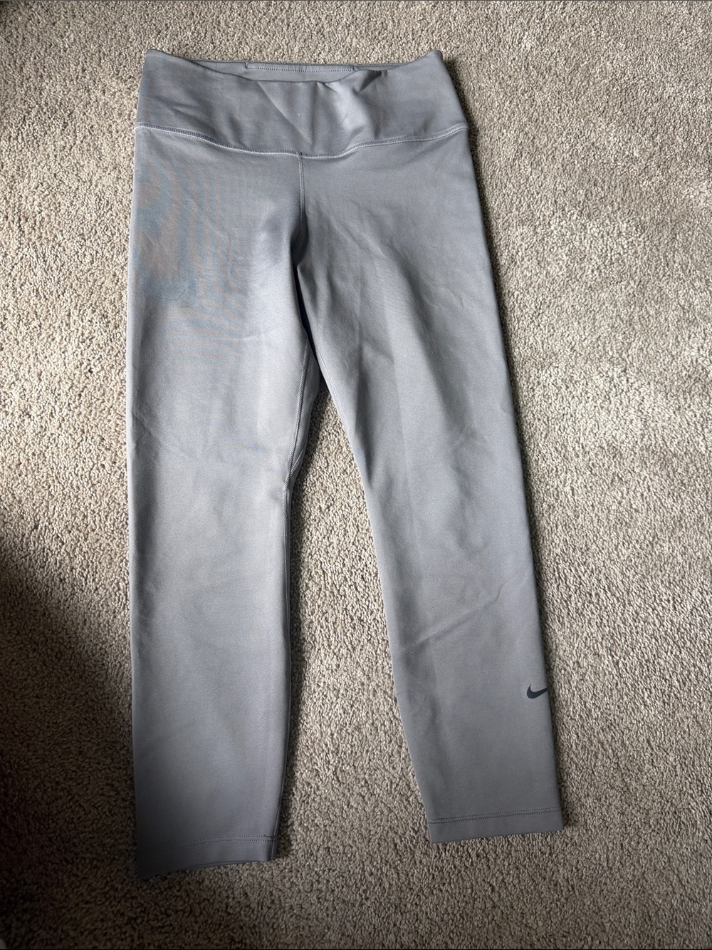 Nike ' Light Gray Performance Leggings dri-fit